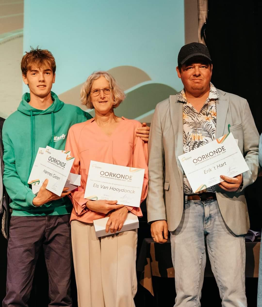 4 Esakers gehuldigd op de kampioenenhuldiging in Essen